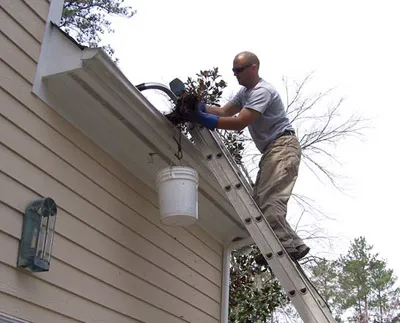 Gutter Cleaning in Frisco